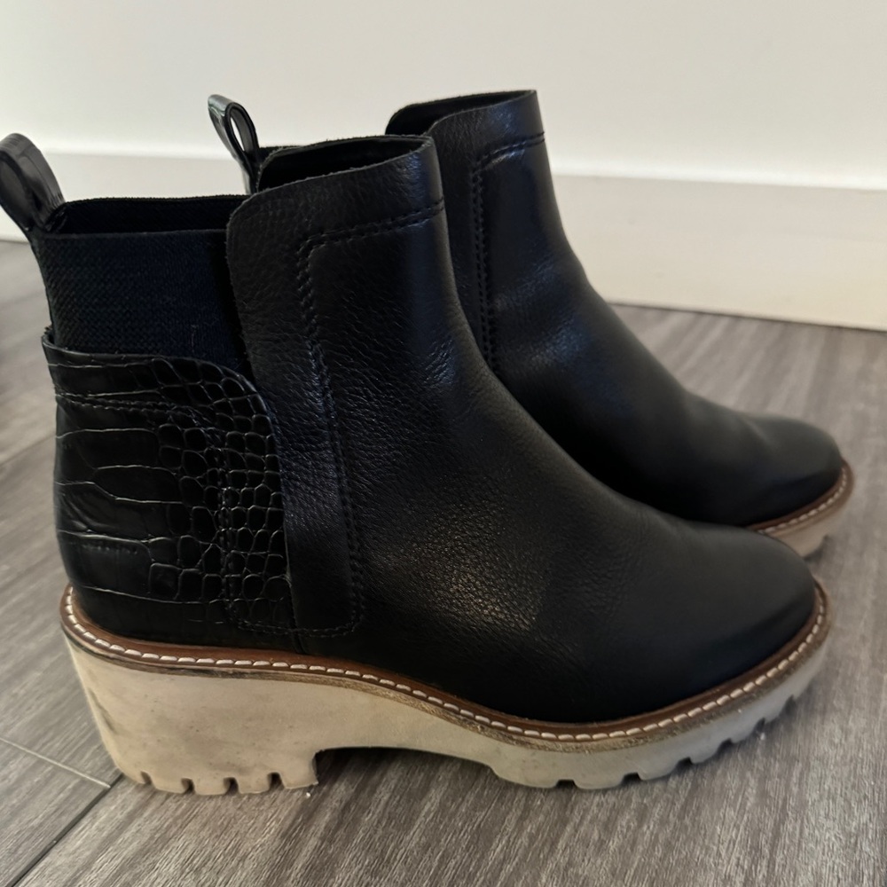 Dolce Vita Black Booties - Size 7